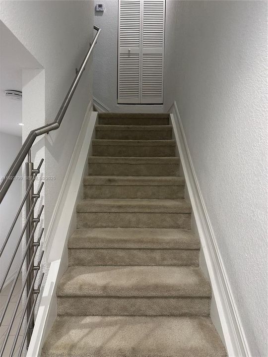 For Rent: $3,800 (4 beds, 4 baths, 1919 Square Feet)