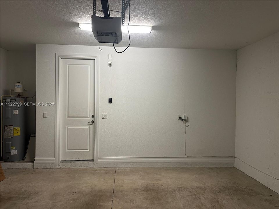 For Rent: $3,800 (4 beds, 4 baths, 1919 Square Feet)