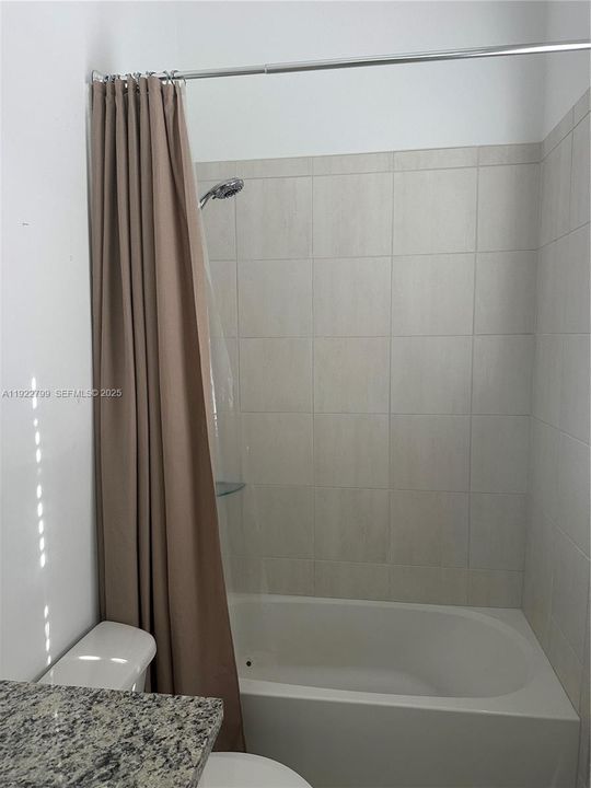 For Rent: $3,800 (4 beds, 4 baths, 1919 Square Feet)