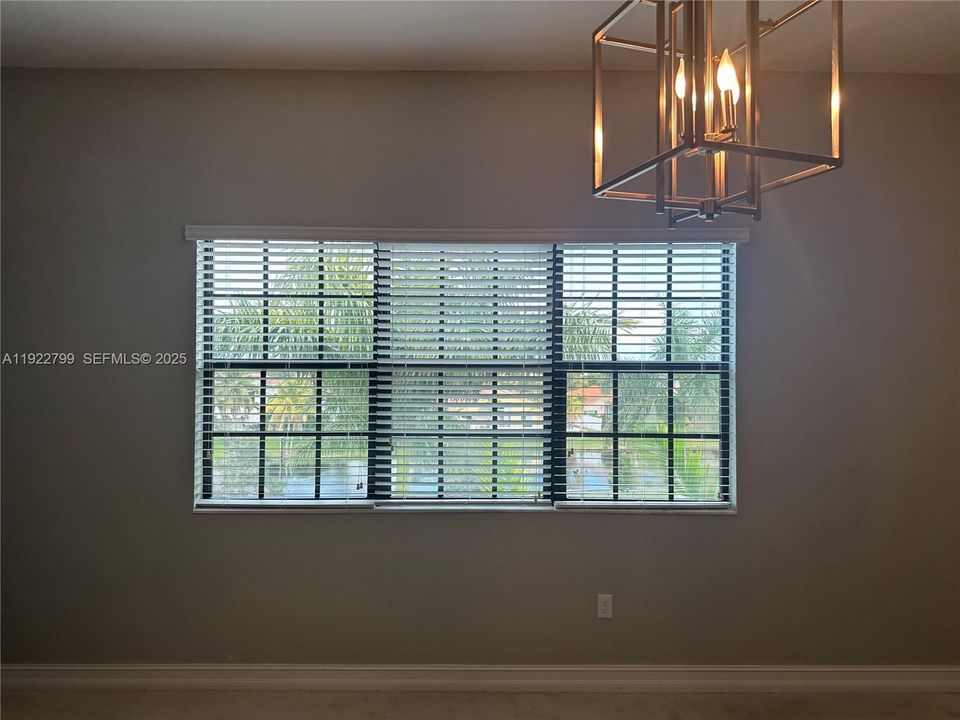 For Rent: $3,800 (4 beds, 4 baths, 1919 Square Feet)