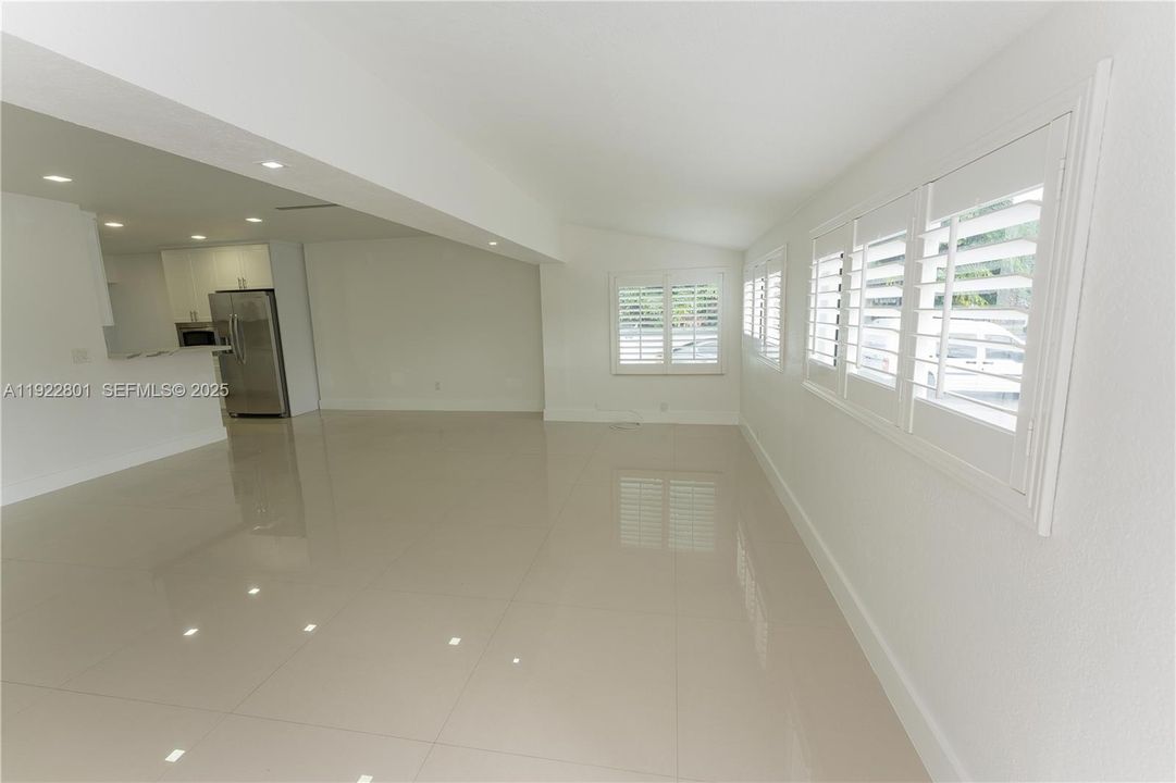 For Rent: $3,750 (3 beds, 2 baths, 1492 Square Feet)