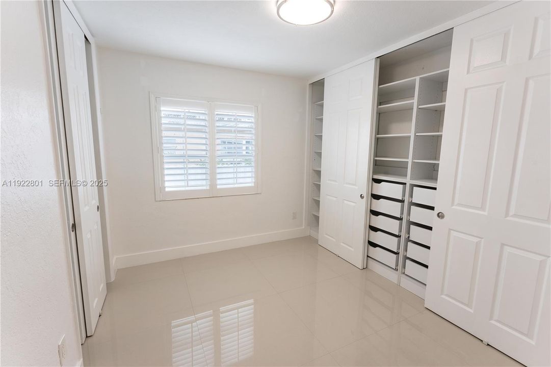 For Rent: $3,750 (3 beds, 2 baths, 1492 Square Feet)