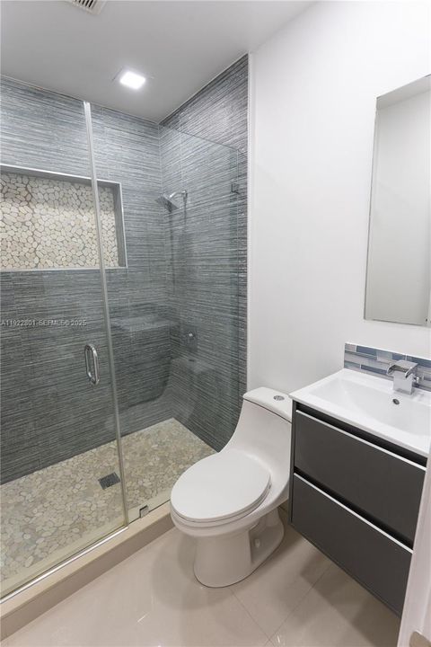 For Rent: $3,750 (3 beds, 2 baths, 1492 Square Feet)