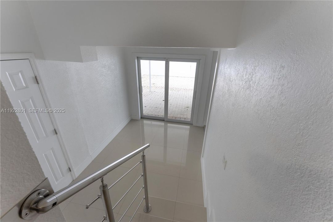 For Rent: $3,750 (3 beds, 2 baths, 1492 Square Feet)