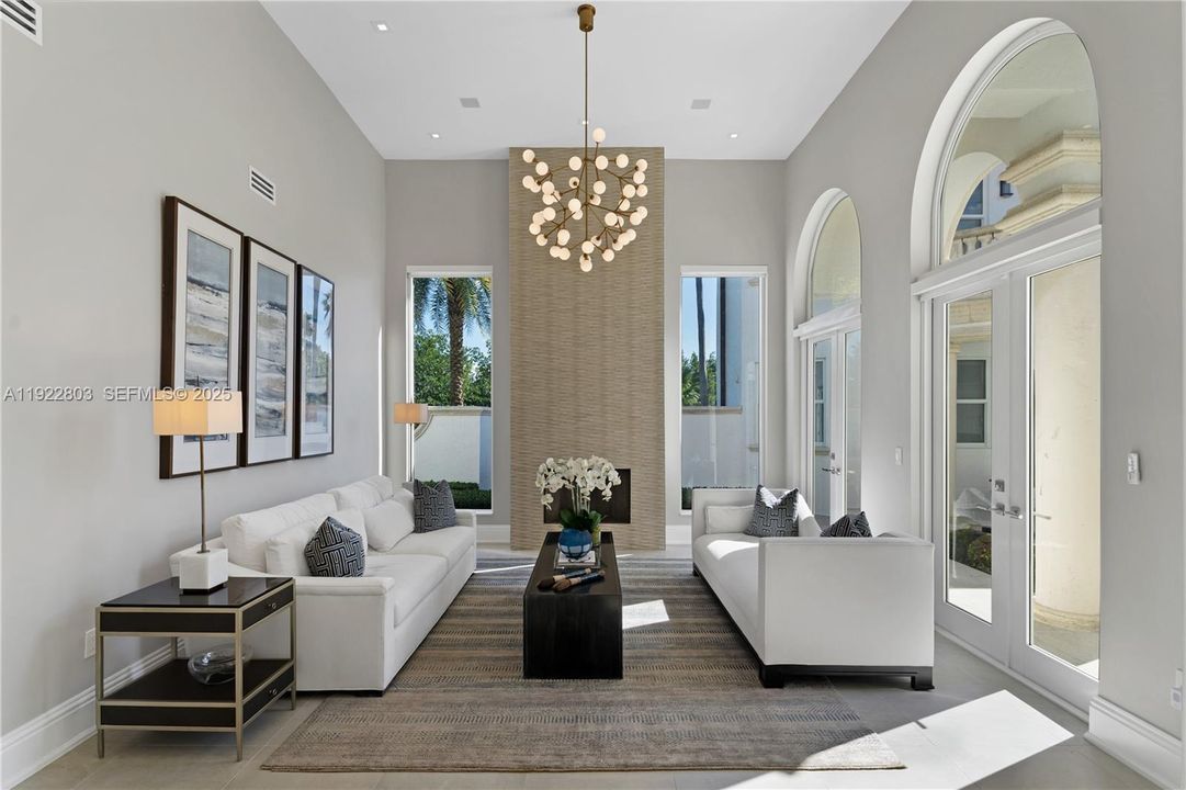 For Sale: $5,350,000 (5 beds, 6 baths, 6071 Square Feet)