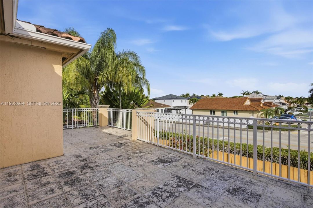 На продажу: $899,000 (4 спален, 4 ванн, 2964 Квадратных фут)