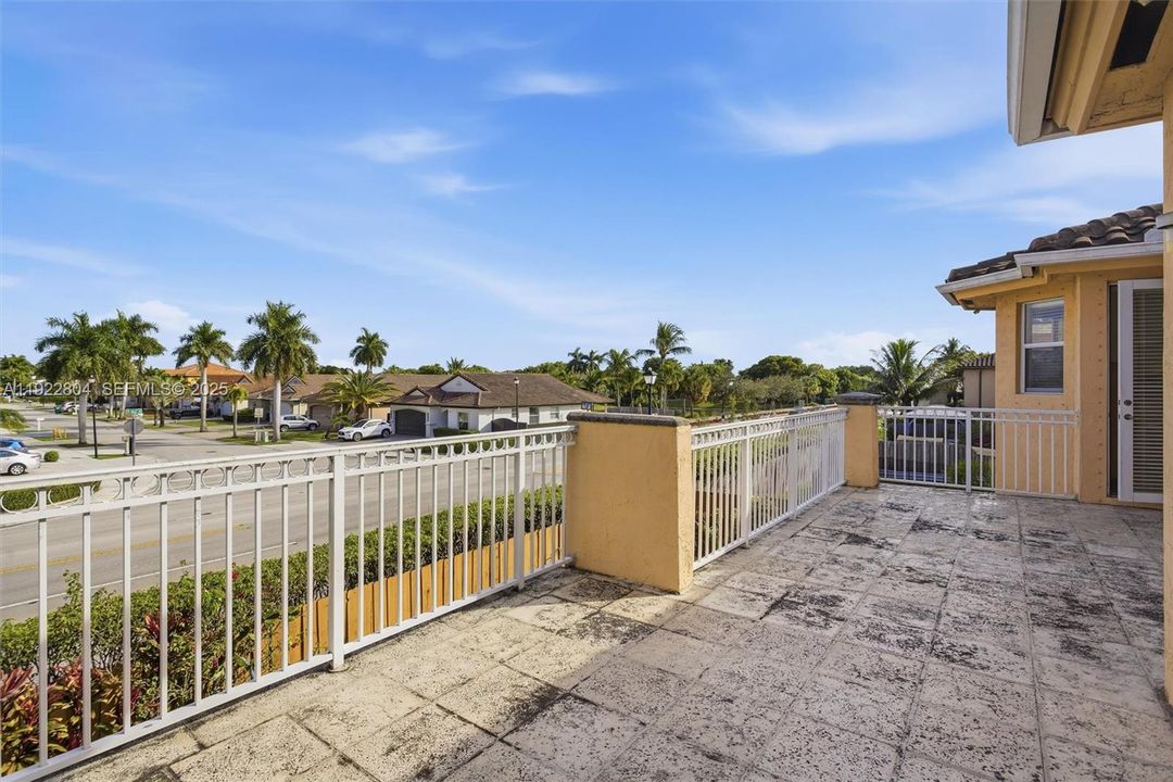 На продажу: $899,000 (4 спален, 4 ванн, 2964 Квадратных фут)