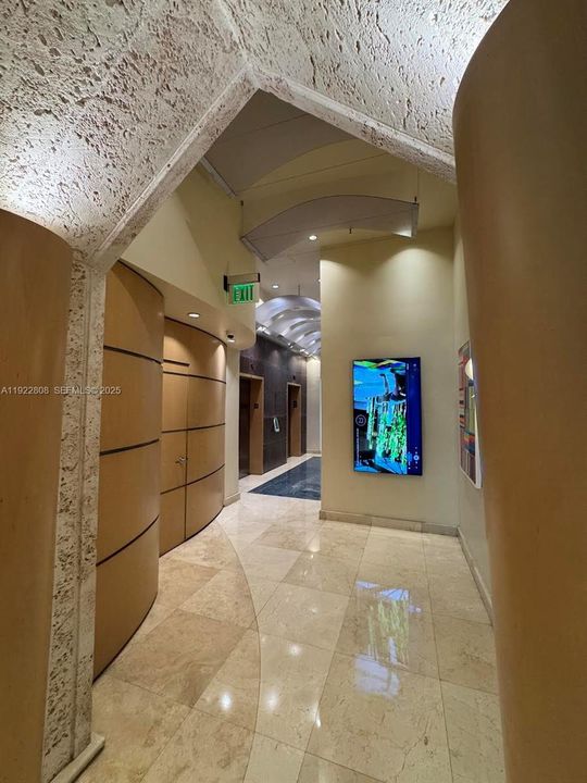 For Sale: $2,450,000 (3 beds, 2 baths, 1559 Square Feet)