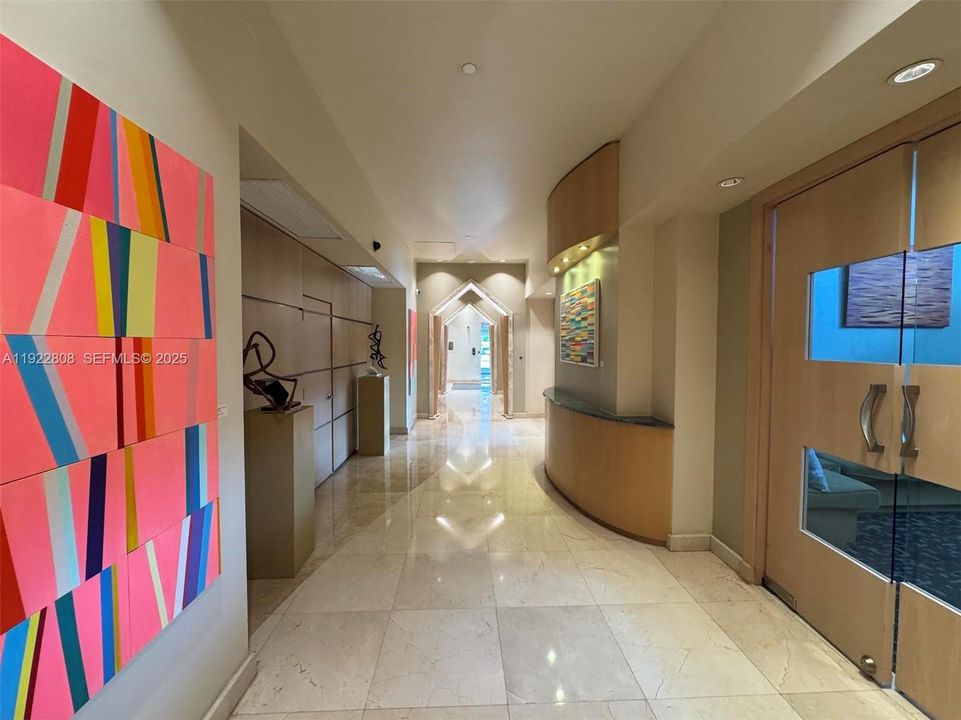 For Sale: $2,450,000 (3 beds, 2 baths, 1559 Square Feet)