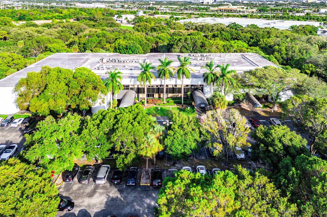 034-2900NorthMilitaryTrail-244N-BocaRato