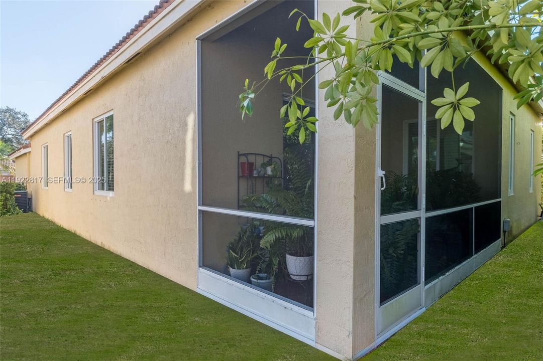 For Sale: $730,000 (4 beds, 2 baths, 1859 Square Feet)