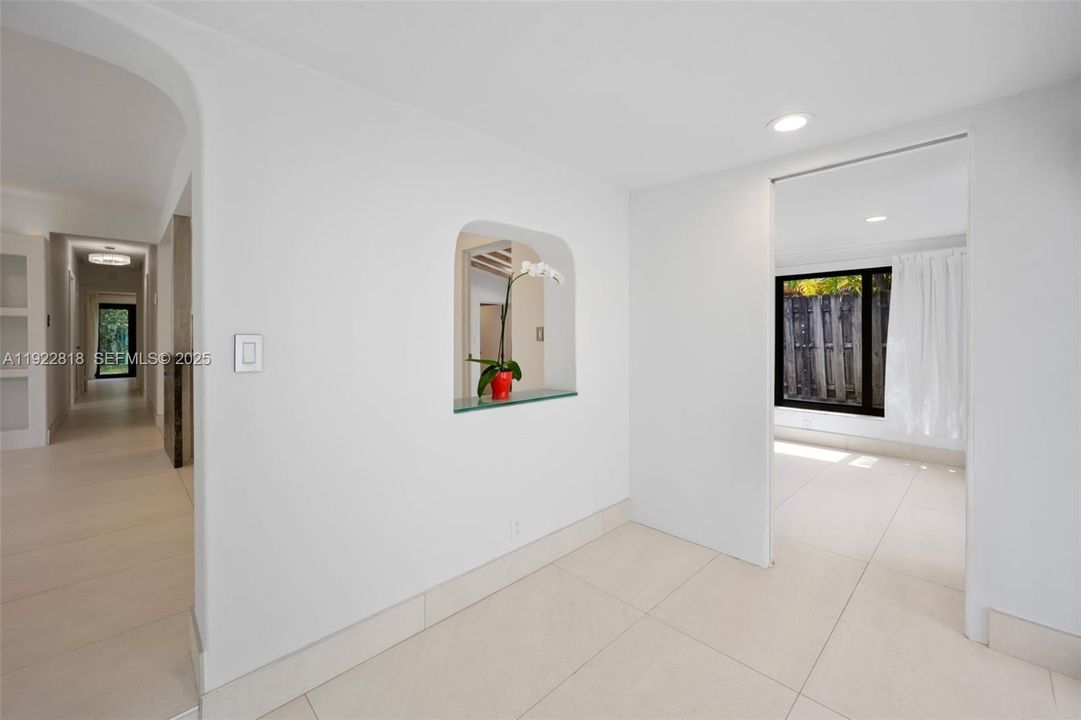 For Rent: $4,300 (4 beds, 2 baths, 1467 Square Feet)