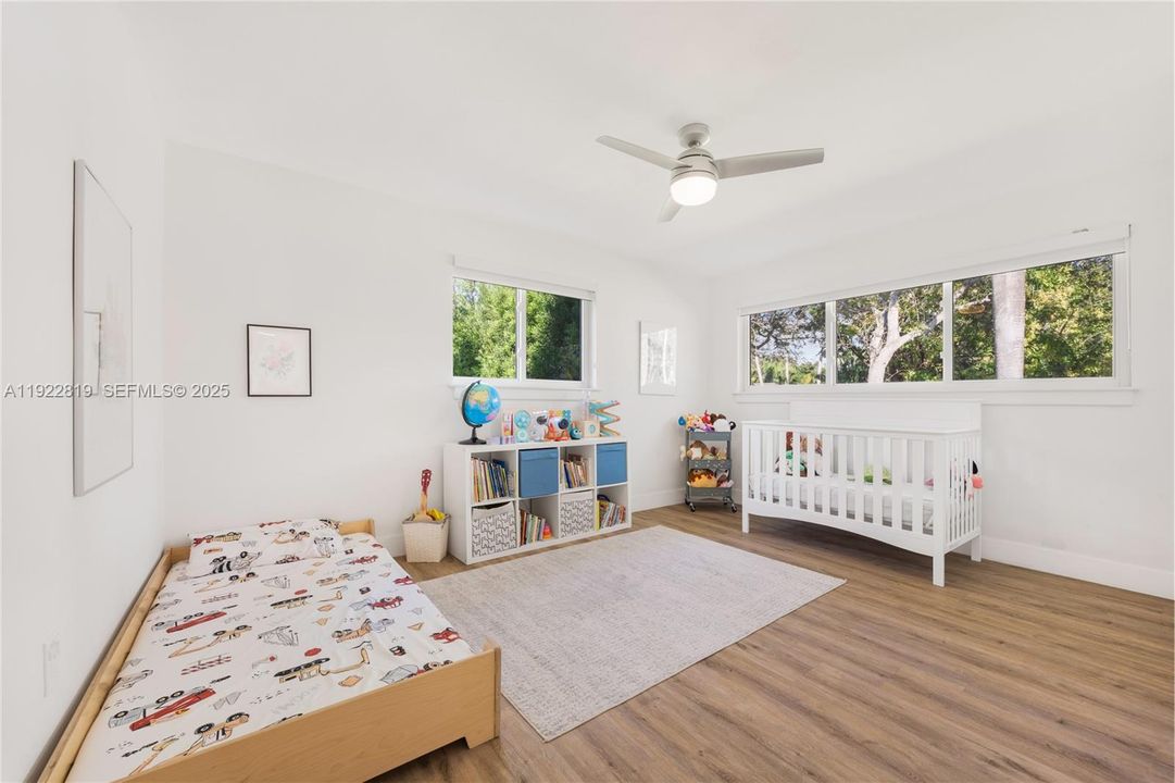 For Sale: $1,395,000 (3 beds, 2 baths, 2089 Square Feet)