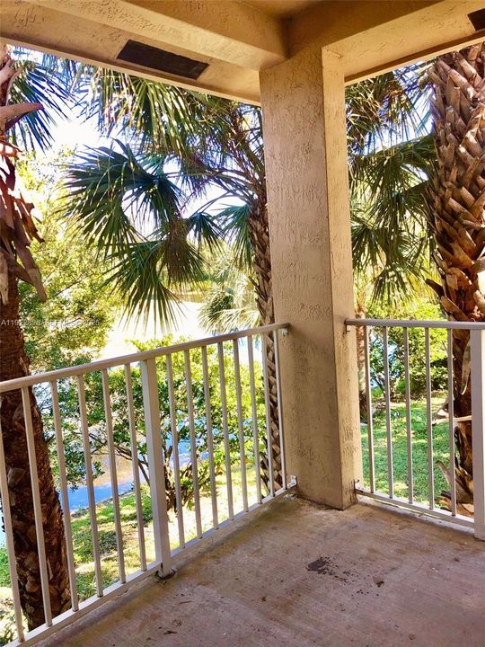 For Sale: $225,900 (3 beds, 2 baths, 999 Square Feet)