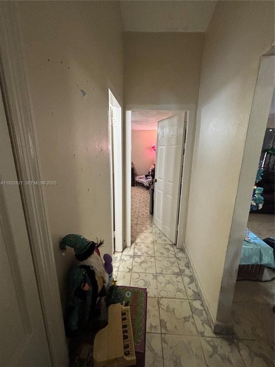 For Sale: $560,000 (0 beds, 0 baths, 1524 Square Feet)