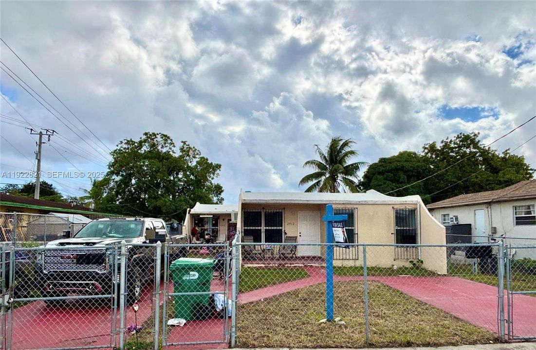 For Sale: $560,000 (0 beds, 0 baths, 1524 Square Feet)