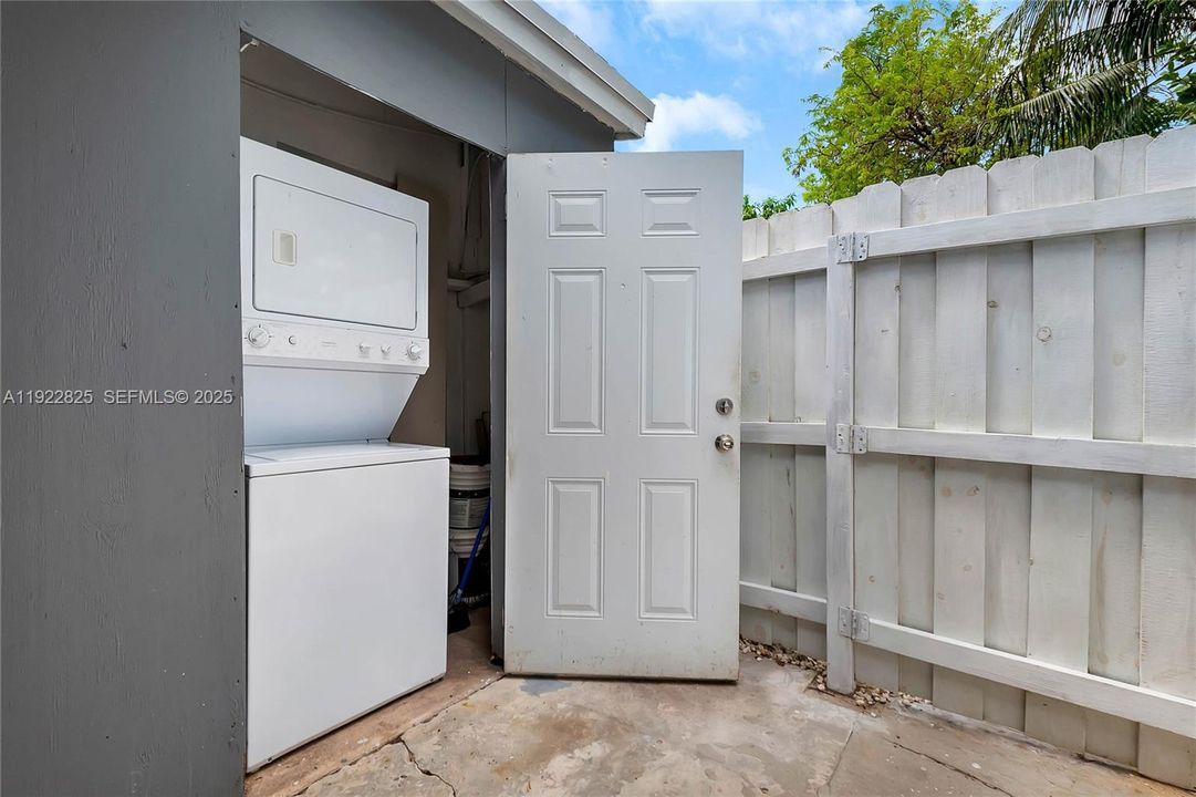 For Rent: $2,750 (2 beds, 1 baths, 0 Square Feet)