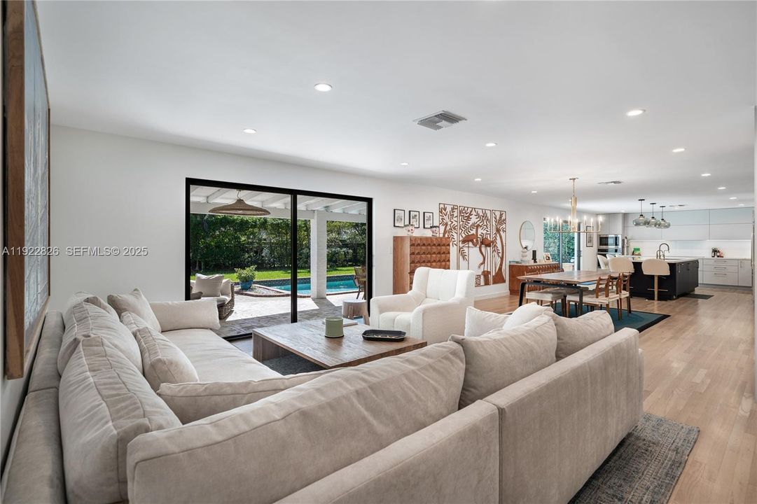 待售: $2,385,000 (5 贝兹, 3 浴室, 2962 平方英尺)