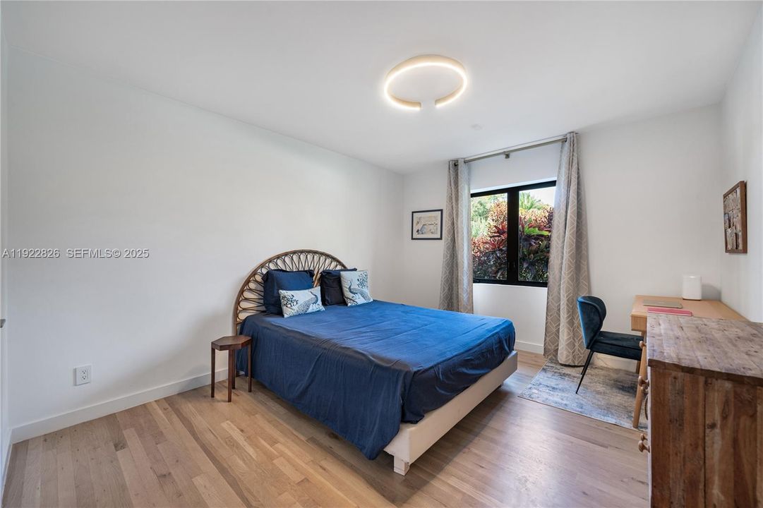 待售: $2,385,000 (5 贝兹, 3 浴室, 2962 平方英尺)