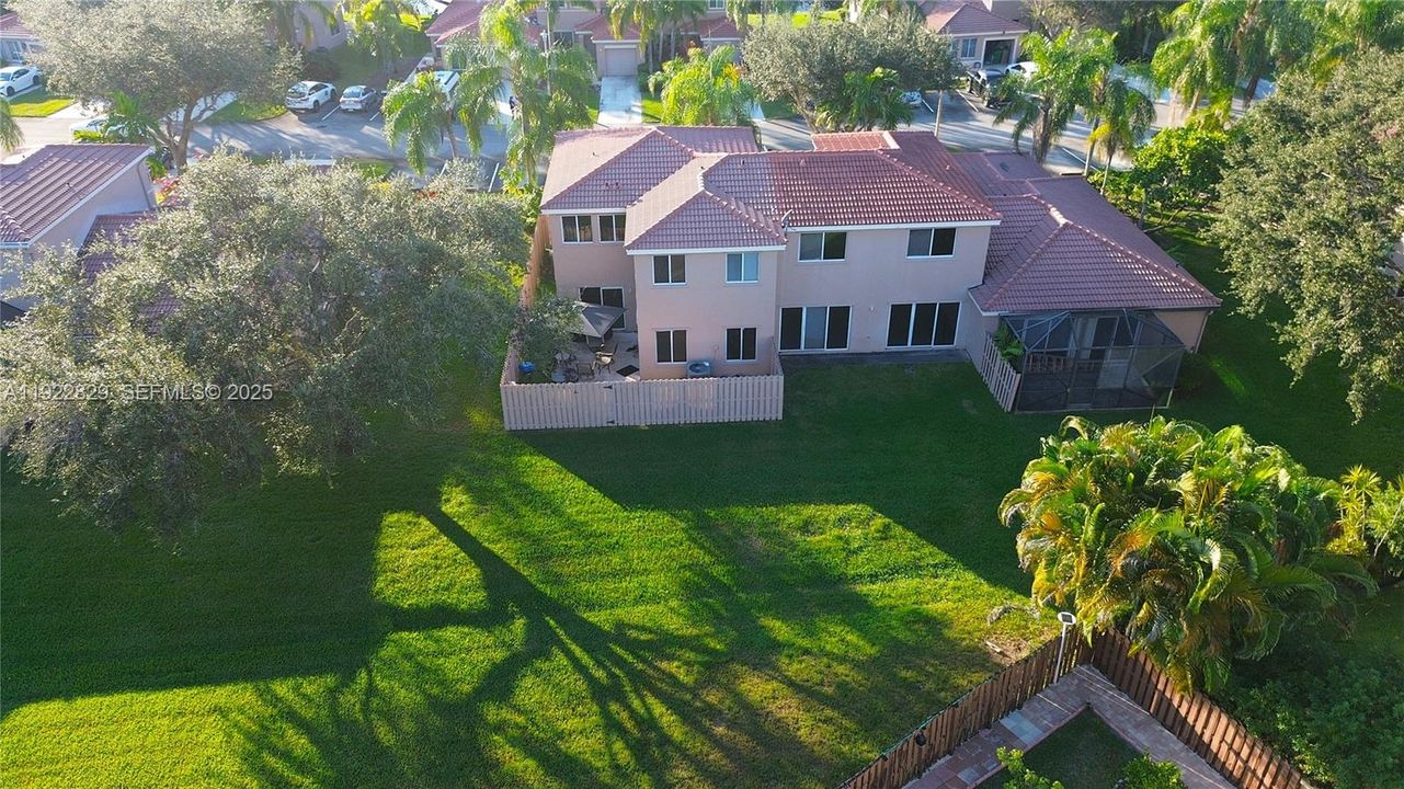 待售: $550,000 (4 贝兹, 2 浴室, 1886 平方英尺)