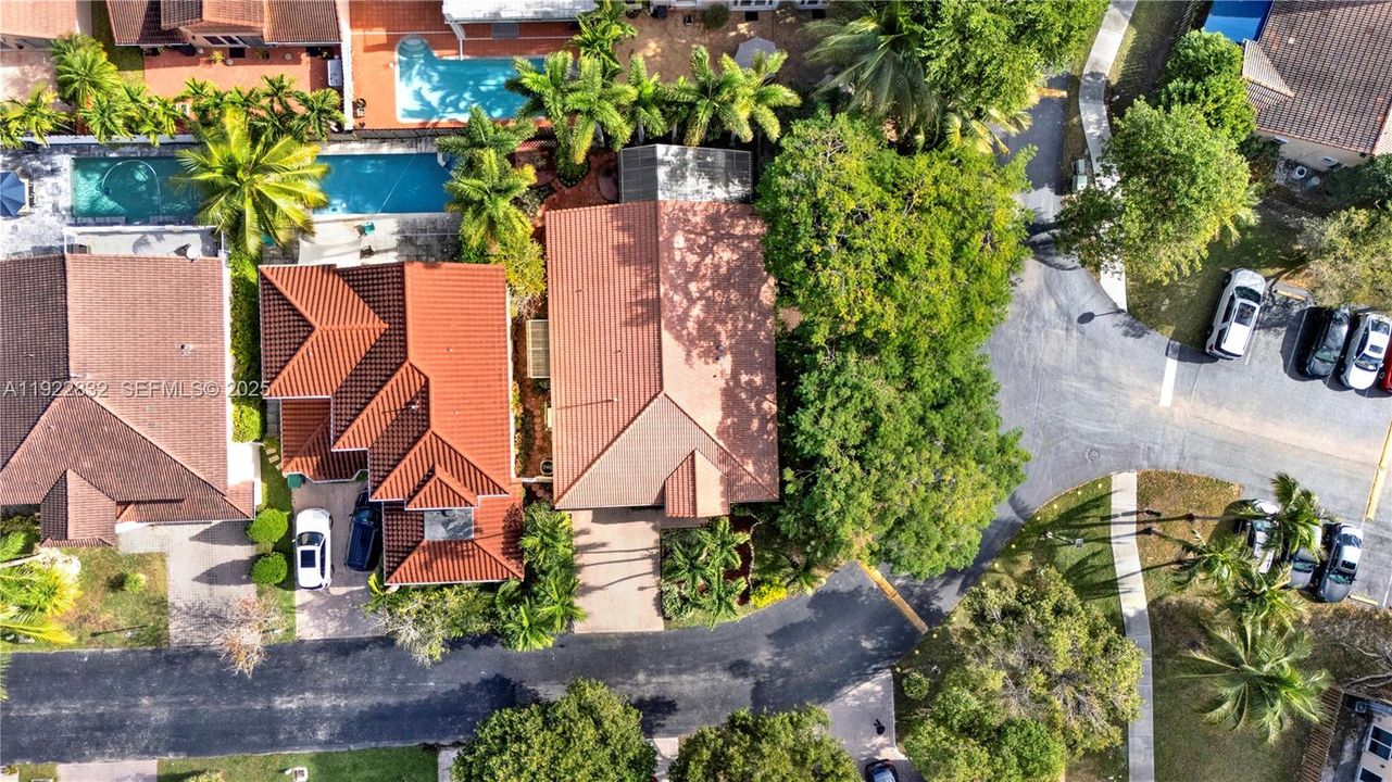 На продажу: $599,977 (3 спален, 2 ванн, 1905 Квадратных фут)