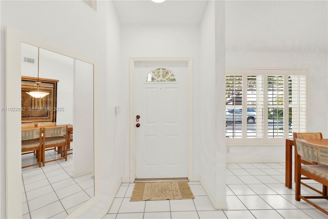 На продажу: $599,977 (3 спален, 2 ванн, 1905 Квадратных фут)