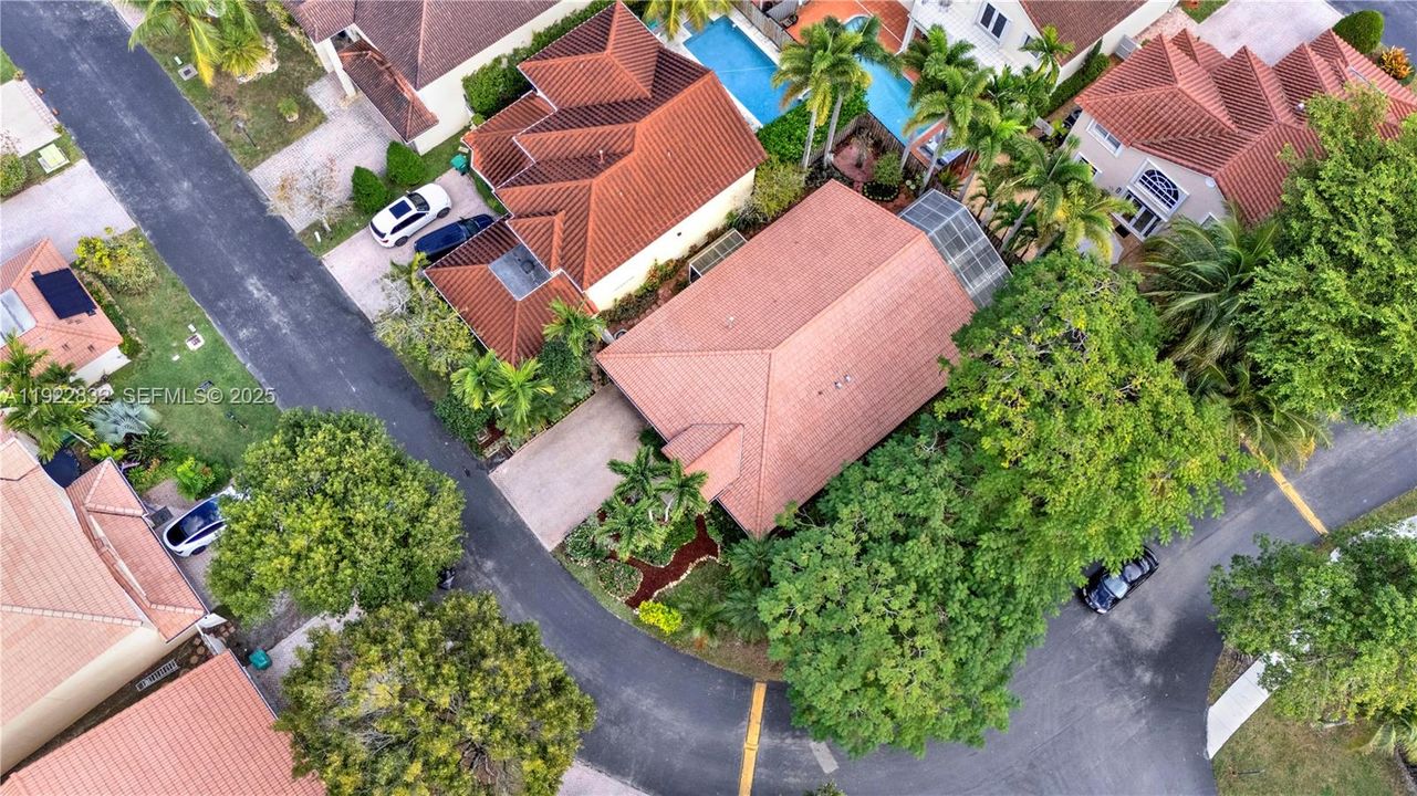 На продажу: $599,977 (3 спален, 2 ванн, 1905 Квадратных фут)