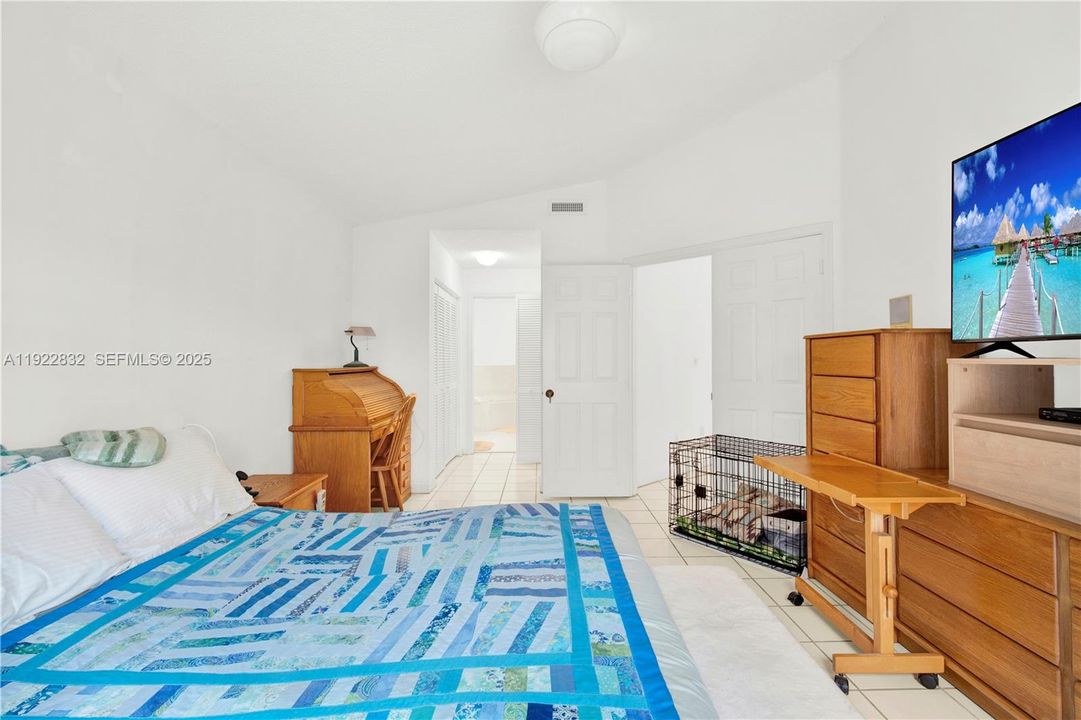 На продажу: $599,977 (3 спален, 2 ванн, 1905 Квадратных фут)