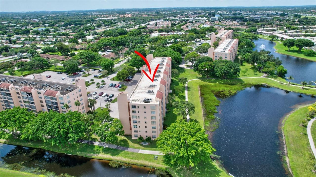 На продажу: $110,000 (2 спален, 2 ванн, 1060 Квадратных фут)