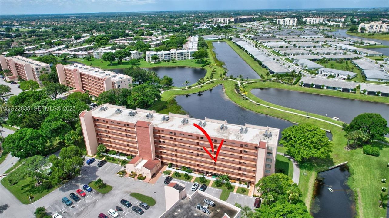 На продажу: $110,000 (2 спален, 2 ванн, 1060 Квадратных фут)