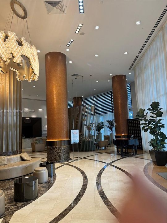 На продажу: $230,000 (0 спален, 1 ванн, 664 Квадратных фут)