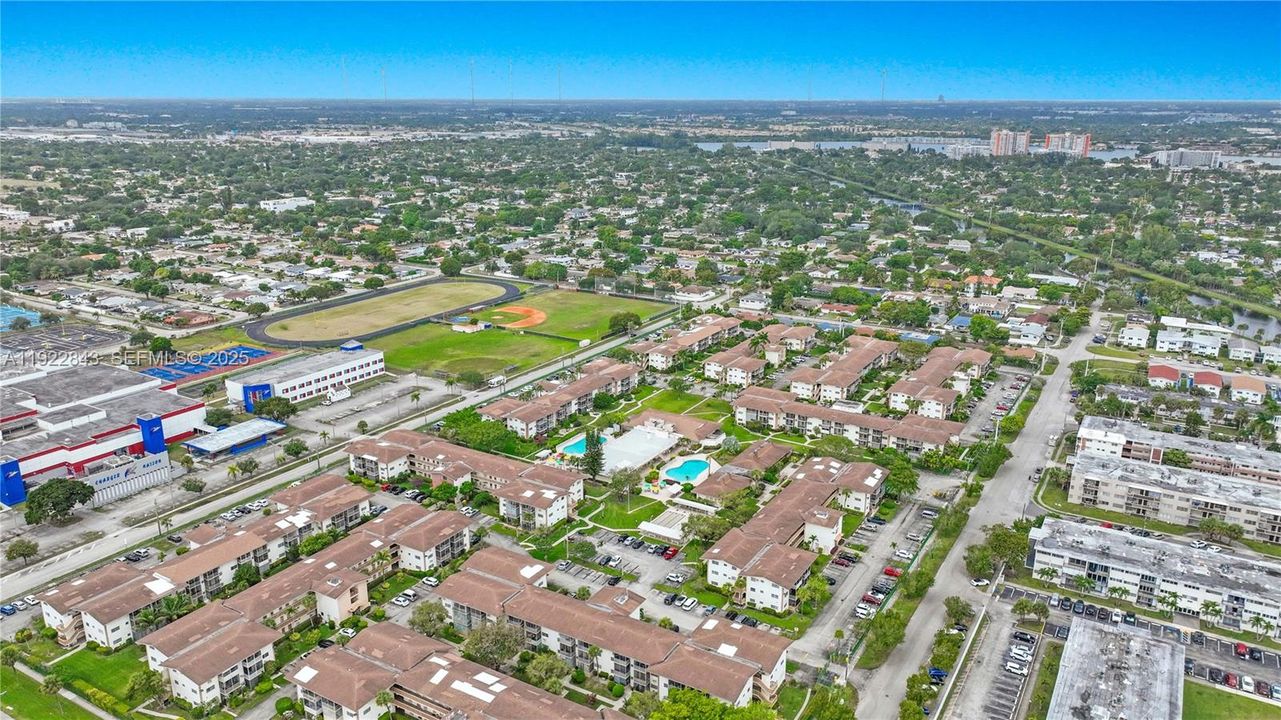 En Venta: $70,000 (1 camas, 1 baños, 688 Pies cuadrados)