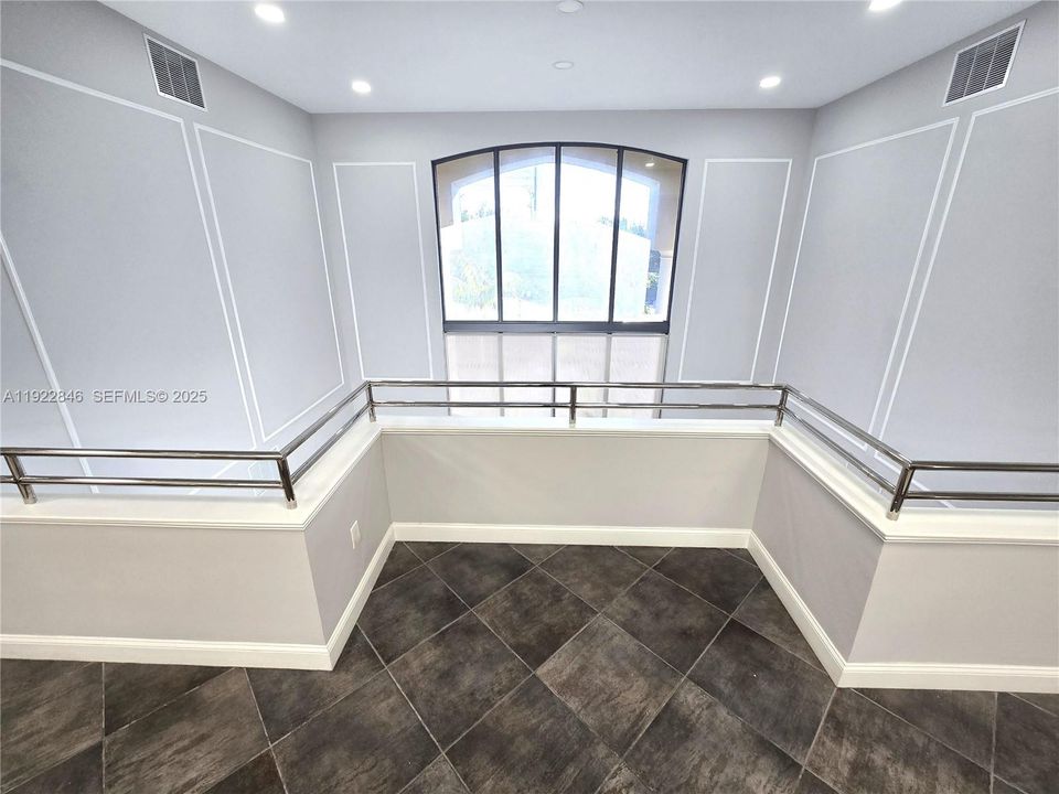 For Rent: $4,533 (0 beds, 0 baths, 0 Square Feet)