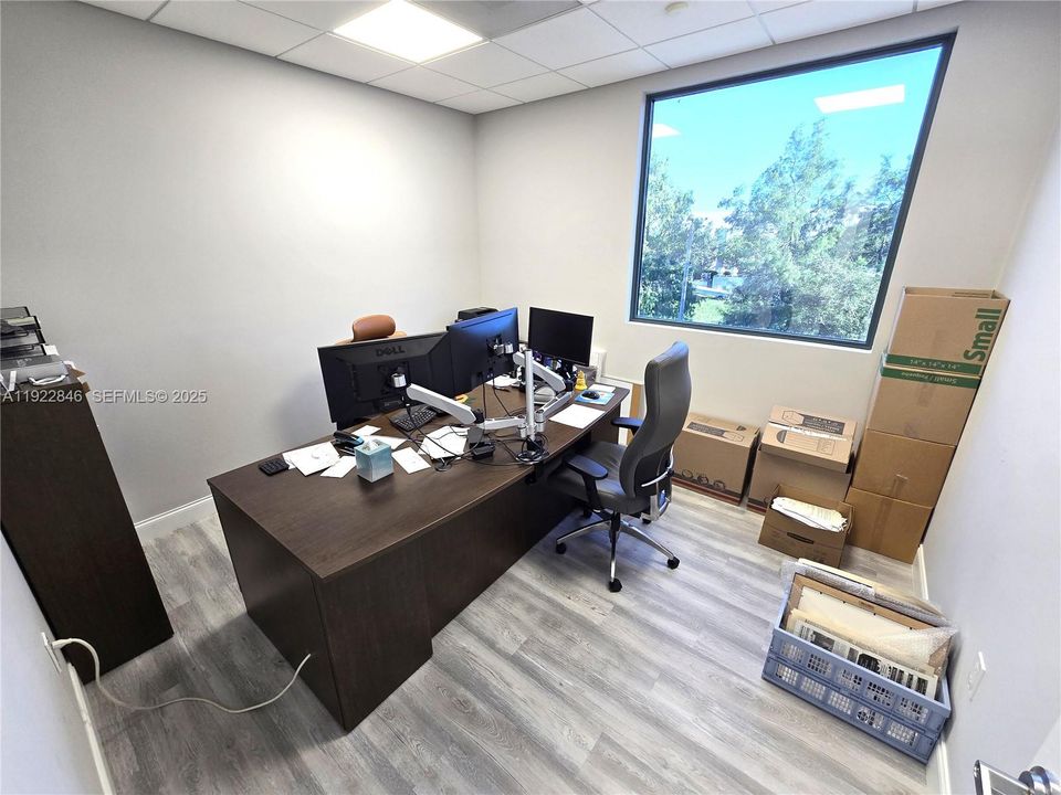 For Rent: $4,533 (0 beds, 0 baths, 0 Square Feet)