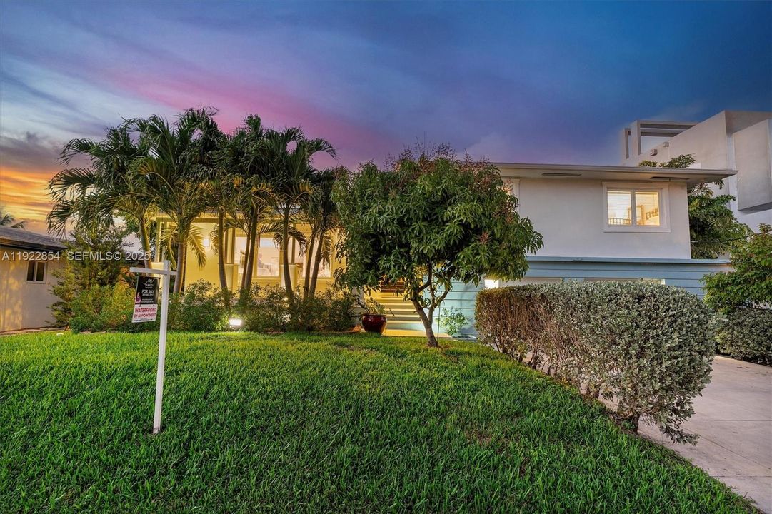 В аренду: $15,000 (4 спален, 3 ванн, 2509 Квадратных фут)