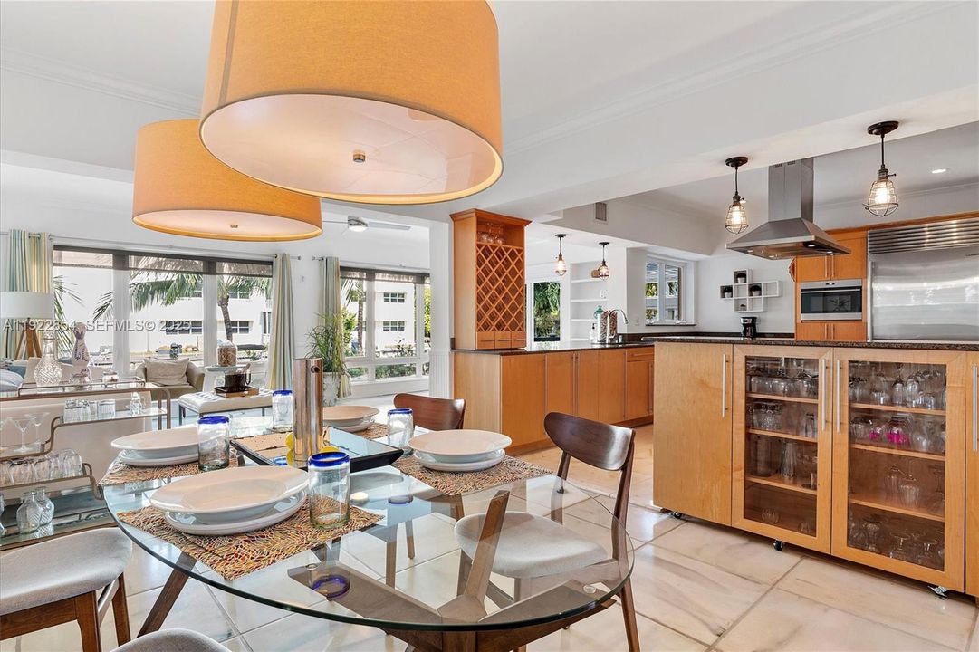 В аренду: $15,000 (4 спален, 3 ванн, 2509 Квадратных фут)