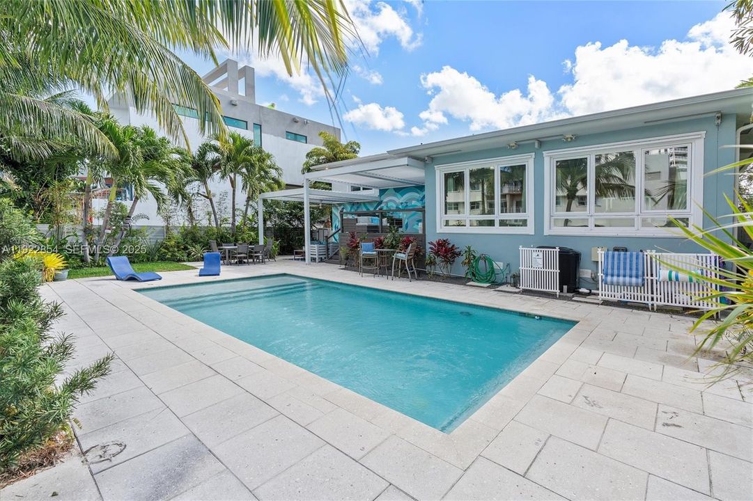 В аренду: $15,000 (4 спален, 3 ванн, 2509 Квадратных фут)