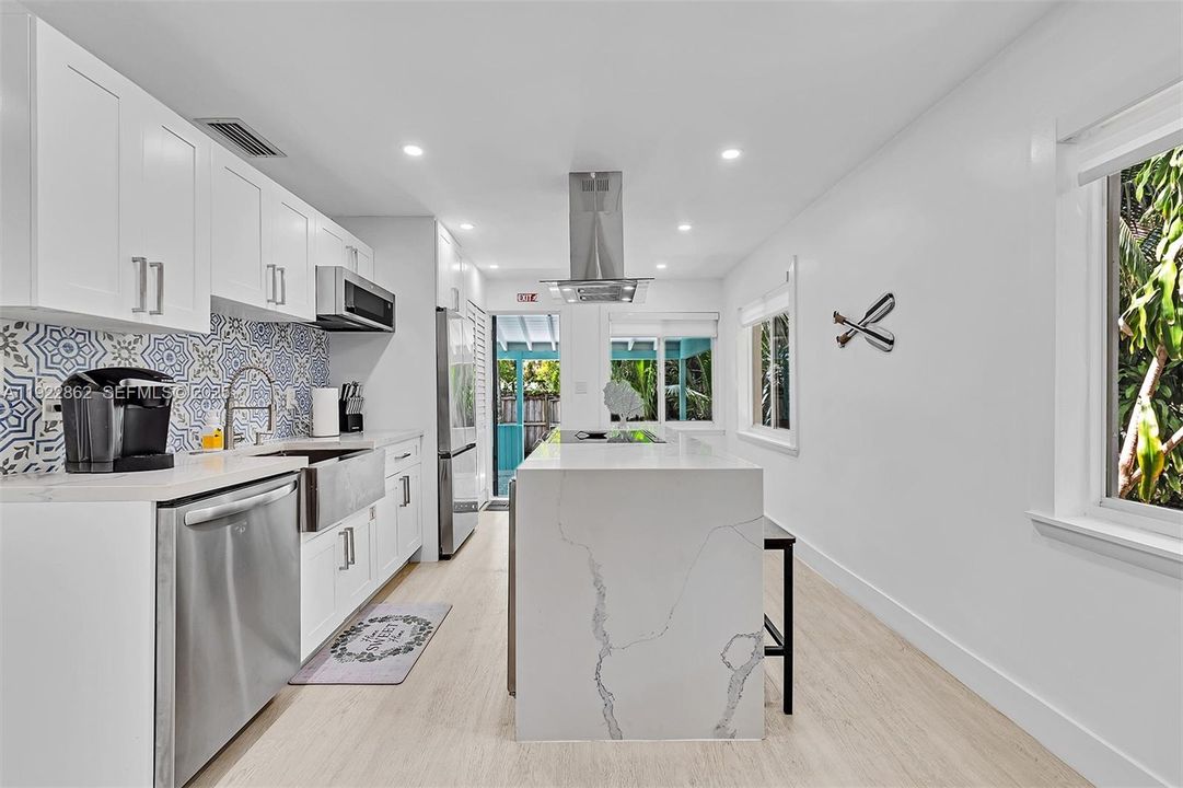 待售: $500,000 (4 贝兹, 3 浴室, 1262 平方英尺)