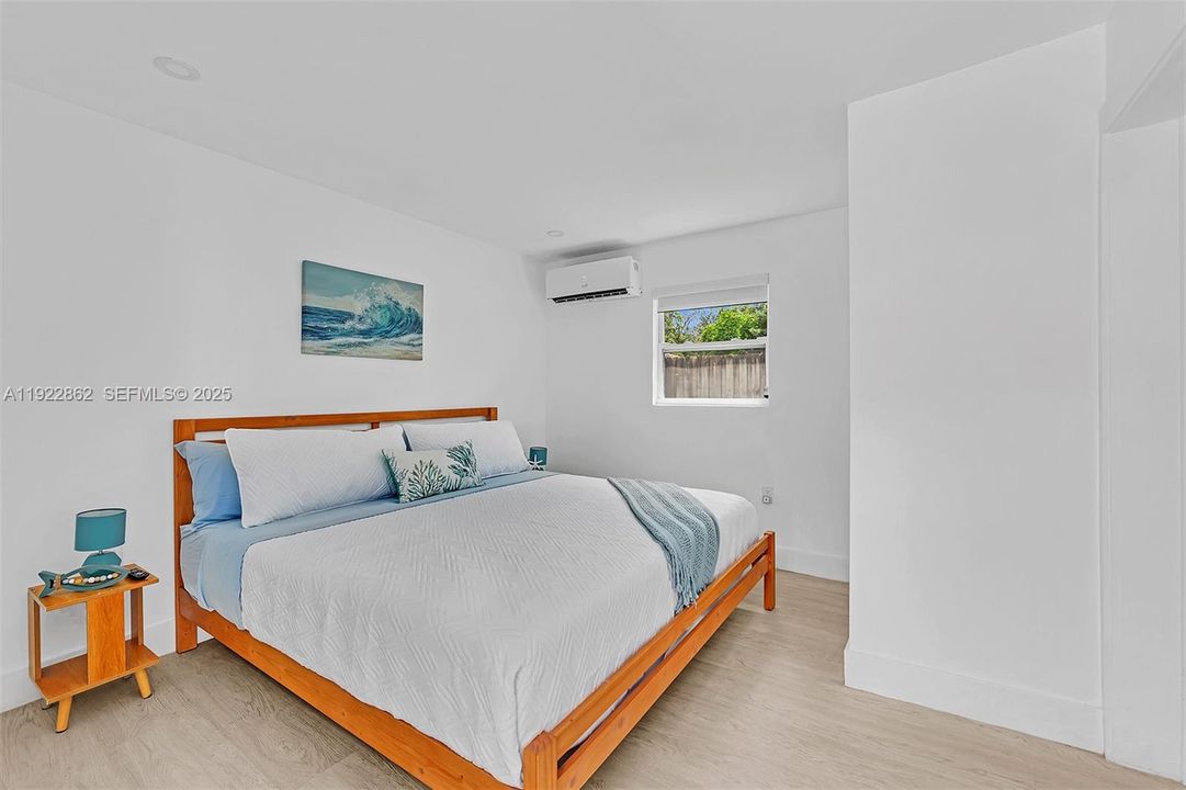 待售: $500,000 (4 贝兹, 3 浴室, 1262 平方英尺)