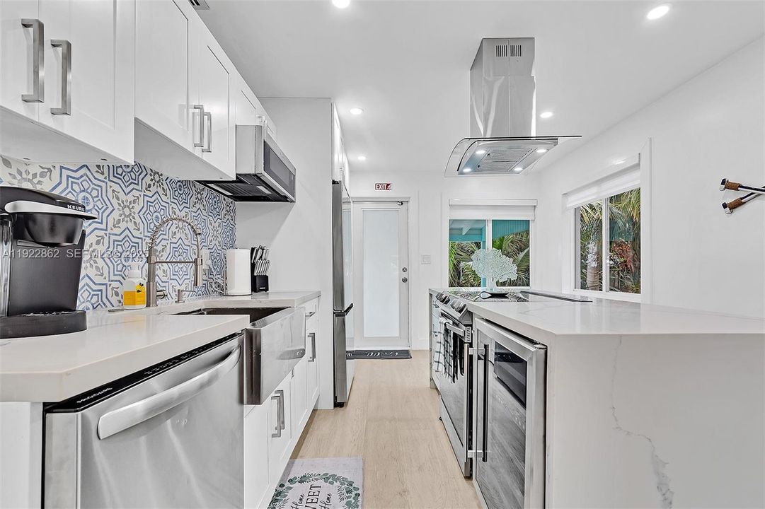 待售: $500,000 (4 贝兹, 3 浴室, 1262 平方英尺)