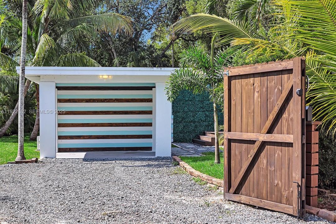 待售: $500,000 (4 贝兹, 3 浴室, 1262 平方英尺)