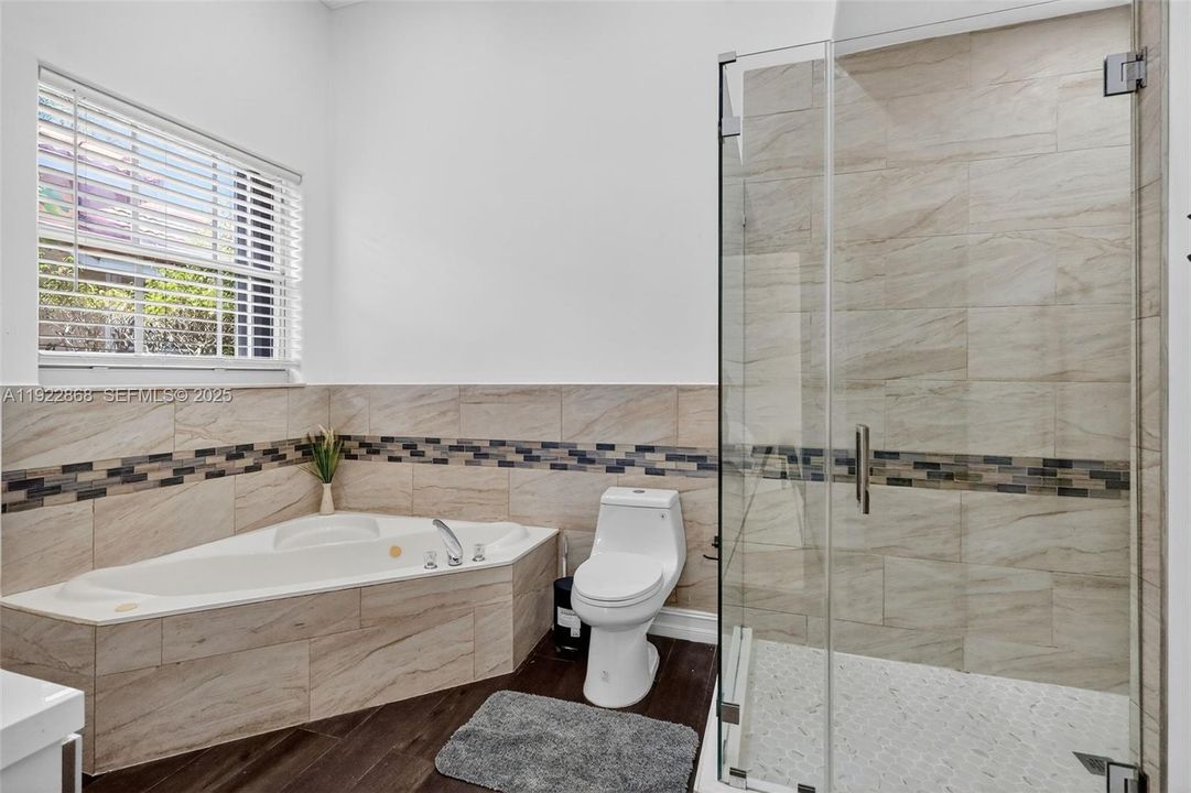 En Renta: $5,490 (3 camas, 3 baños, 2281 Pies cuadrados)