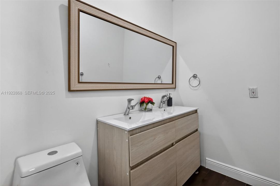 En Renta: $5,490 (3 camas, 3 baños, 2281 Pies cuadrados)