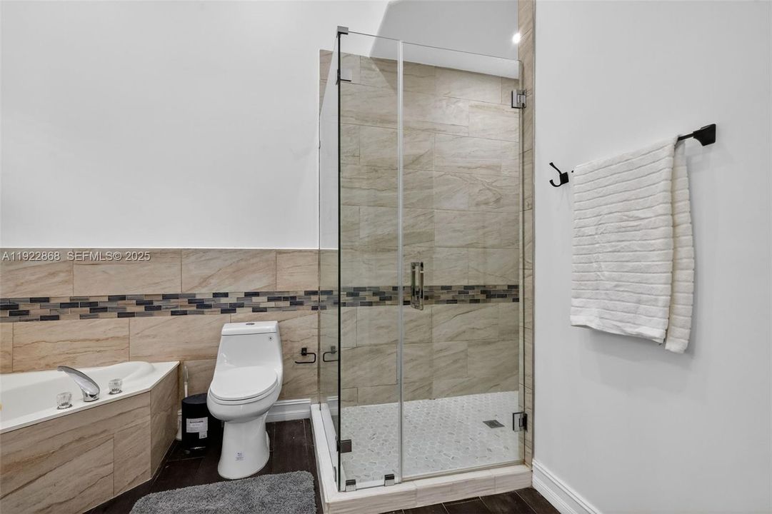 En Renta: $5,490 (3 camas, 3 baños, 2281 Pies cuadrados)