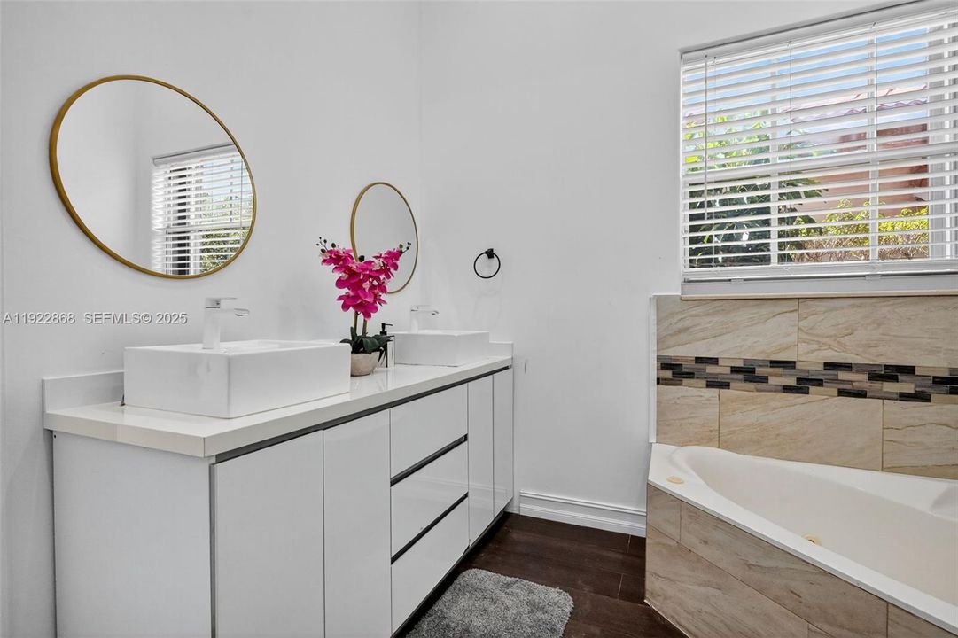 En Renta: $5,490 (3 camas, 3 baños, 2281 Pies cuadrados)