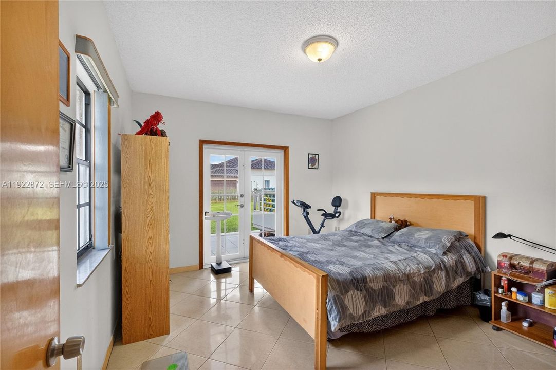 For Sale: $1,499,900 (4 beds, 3 baths, 3526 Square Feet)