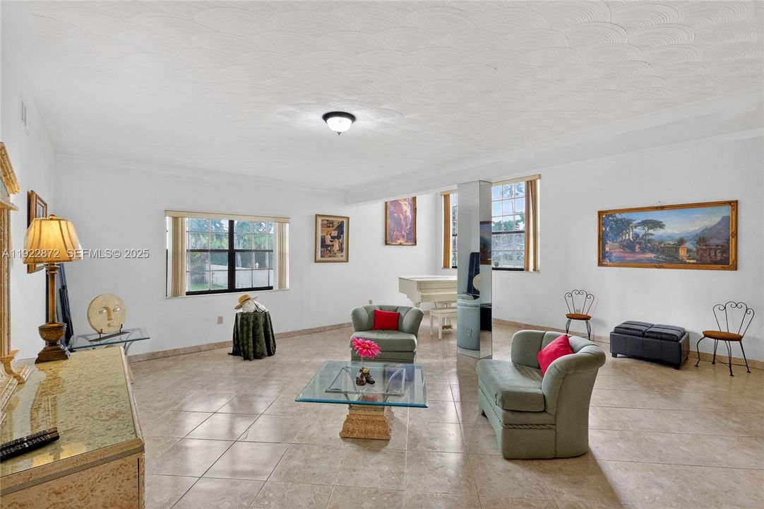 For Sale: $1,499,900 (4 beds, 3 baths, 3526 Square Feet)