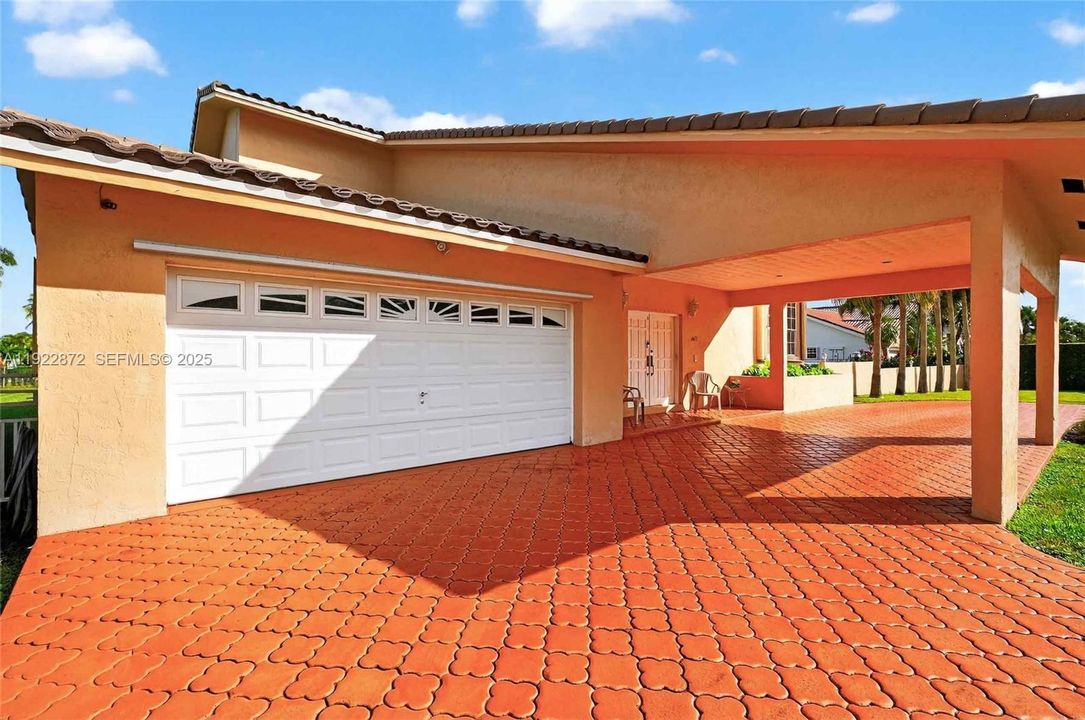 For Sale: $1,499,900 (4 beds, 3 baths, 3526 Square Feet)