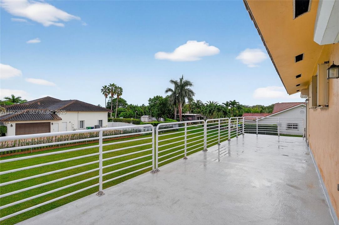 For Sale: $1,499,900 (4 beds, 3 baths, 3526 Square Feet)