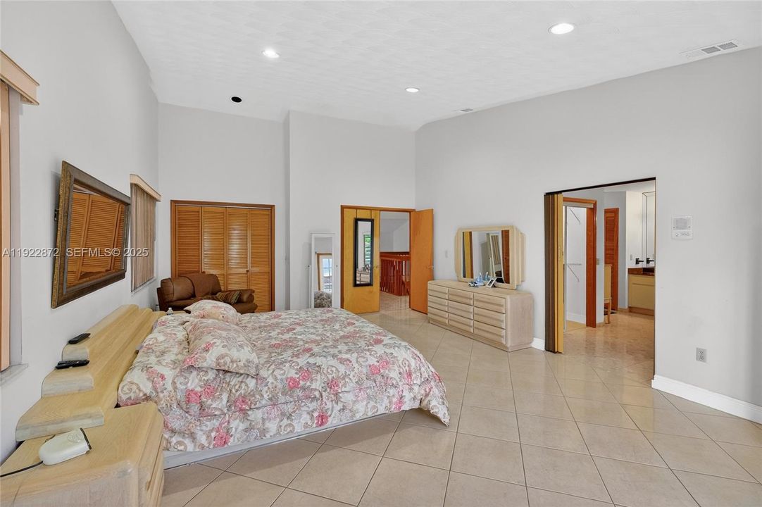 For Sale: $1,499,900 (4 beds, 3 baths, 3526 Square Feet)